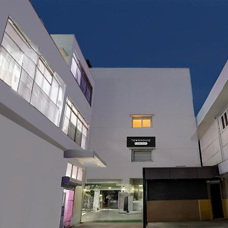Super Townhouse Arcot Road Near Kauvery Hospital เชนไน ภายนอก รูปภาพ