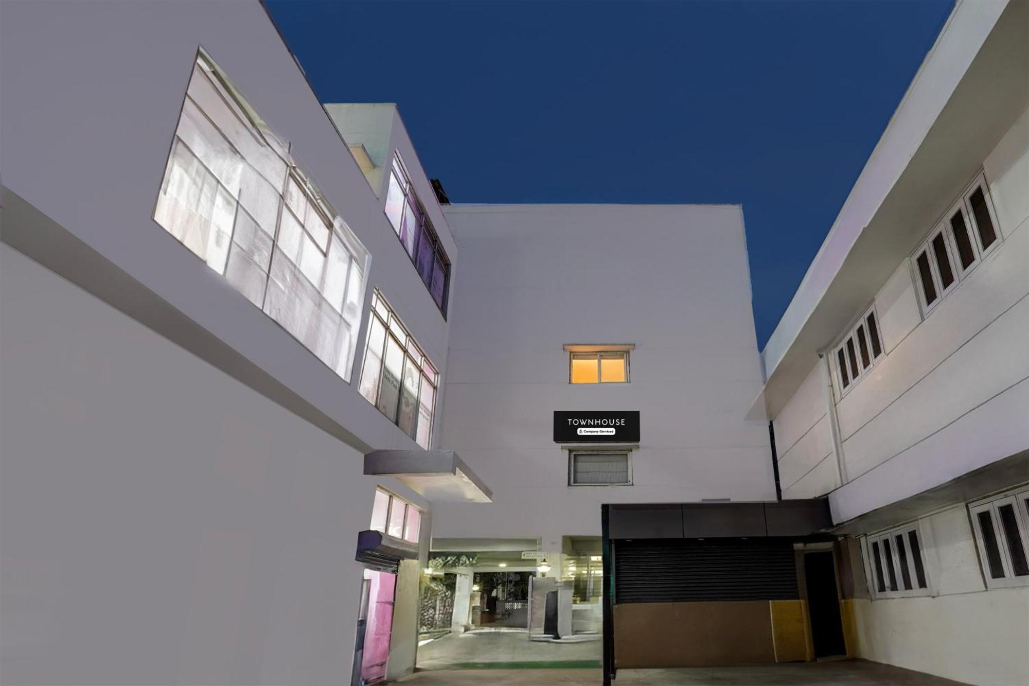 Super Townhouse Arcot Road Near Kauvery Hospital เชนไน ภายนอก รูปภาพ