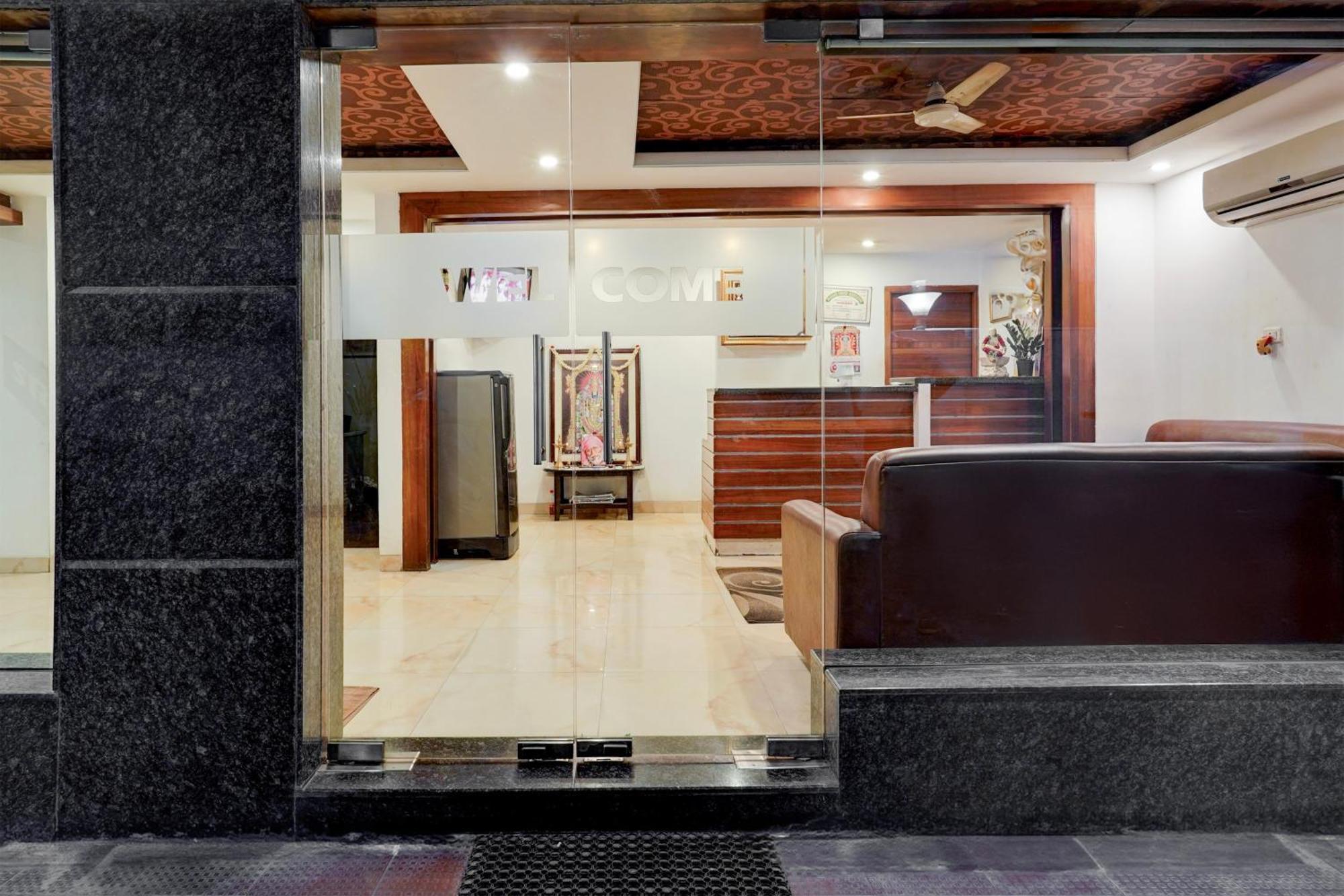 Super Townhouse Arcot Road Near Kauvery Hospital เชนไน ภายนอก รูปภาพ