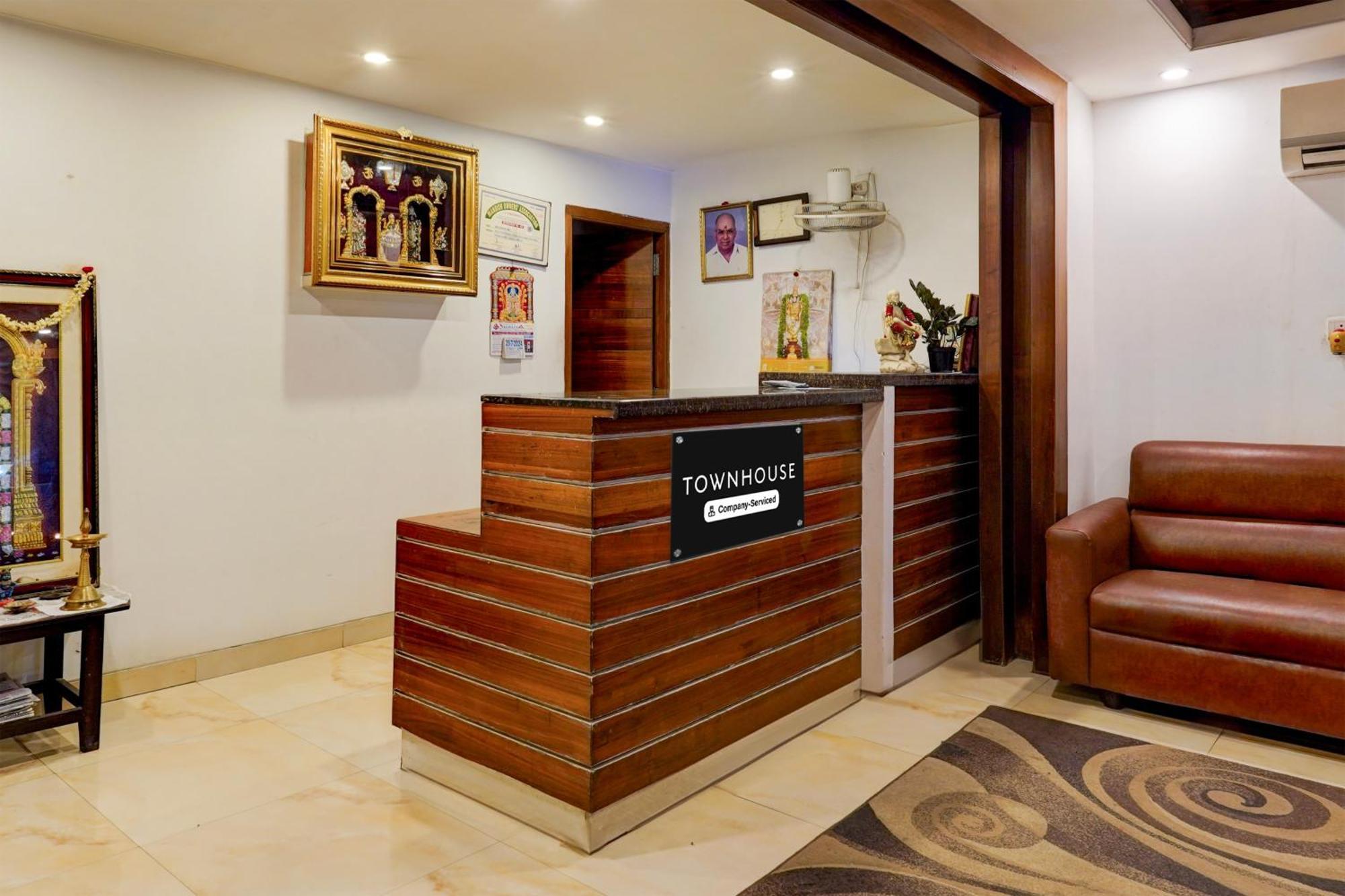 Super Townhouse Arcot Road Near Kauvery Hospital เชนไน ภายนอก รูปภาพ