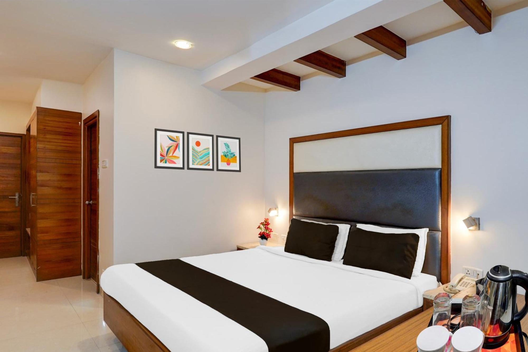 Super Townhouse Arcot Road Near Kauvery Hospital เชนไน ภายนอก รูปภาพ